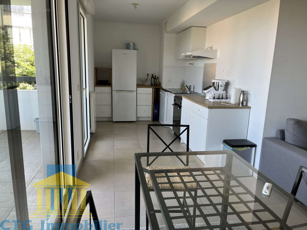 Appartement à MARSEILLE-8E