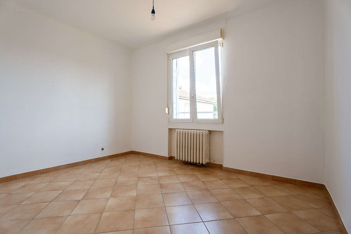 Appartement à FAMECK