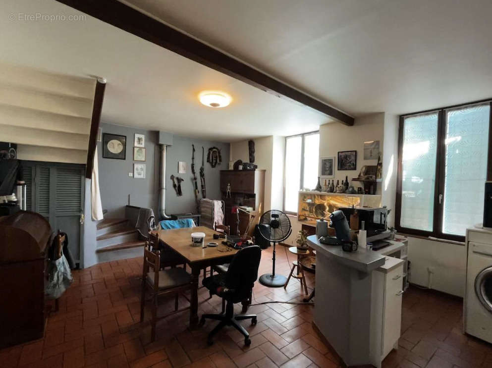 Appartement à CLEON-D&#039;ANDRAN