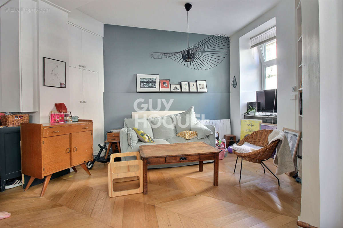 Appartement à PARIS-9E