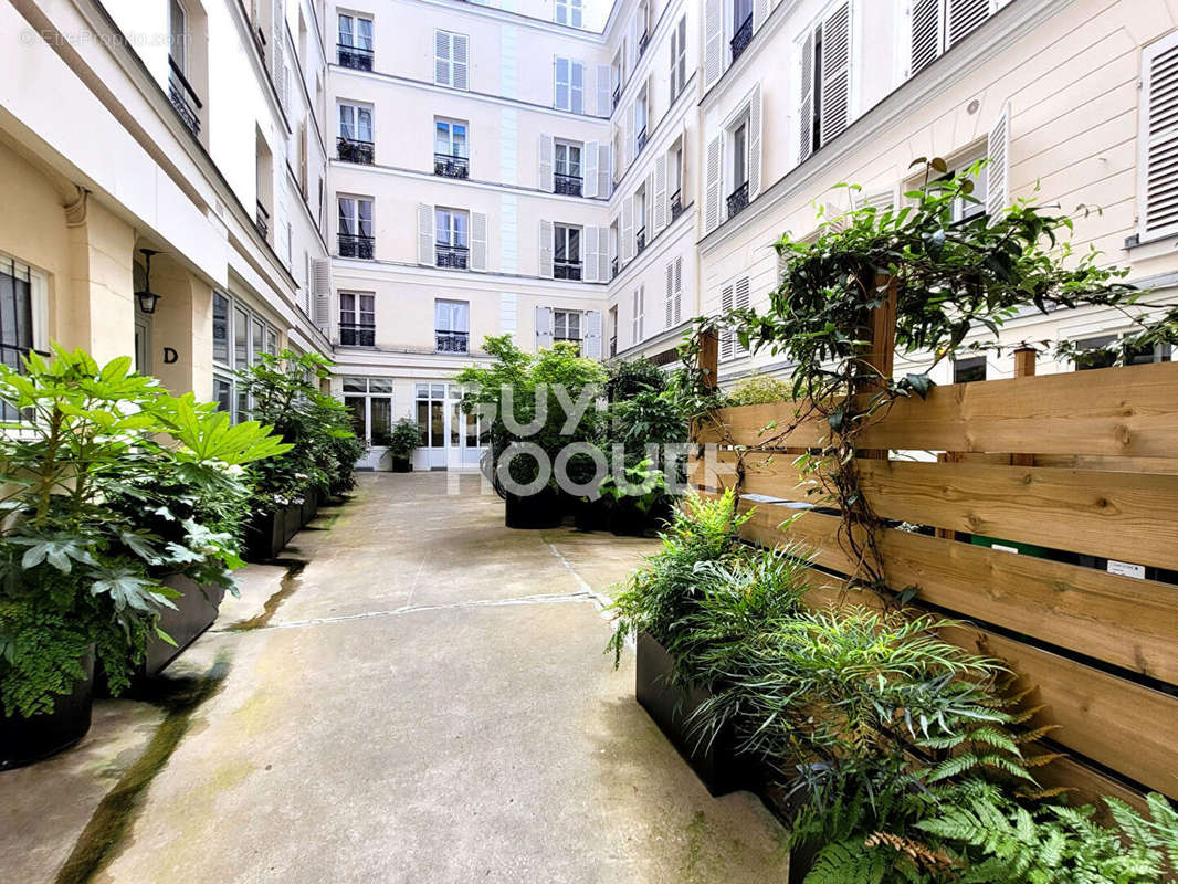 Appartement à PARIS-9E