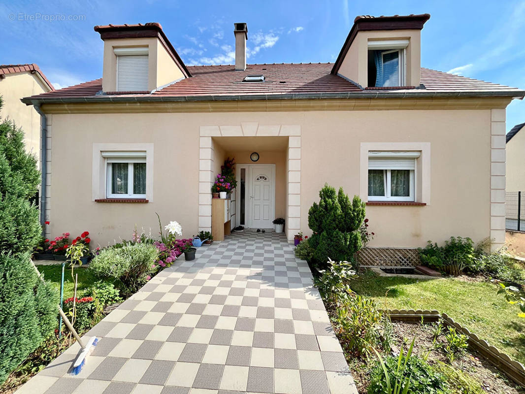 Maison à DREUX