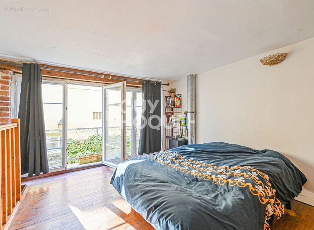 Appartement à PARIS-20E