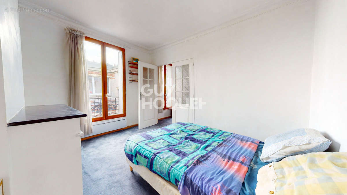 Appartement à PARIS-20E