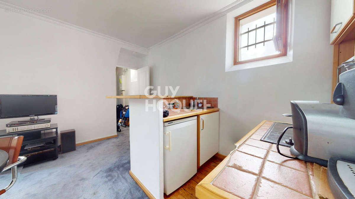 Appartement à PARIS-20E