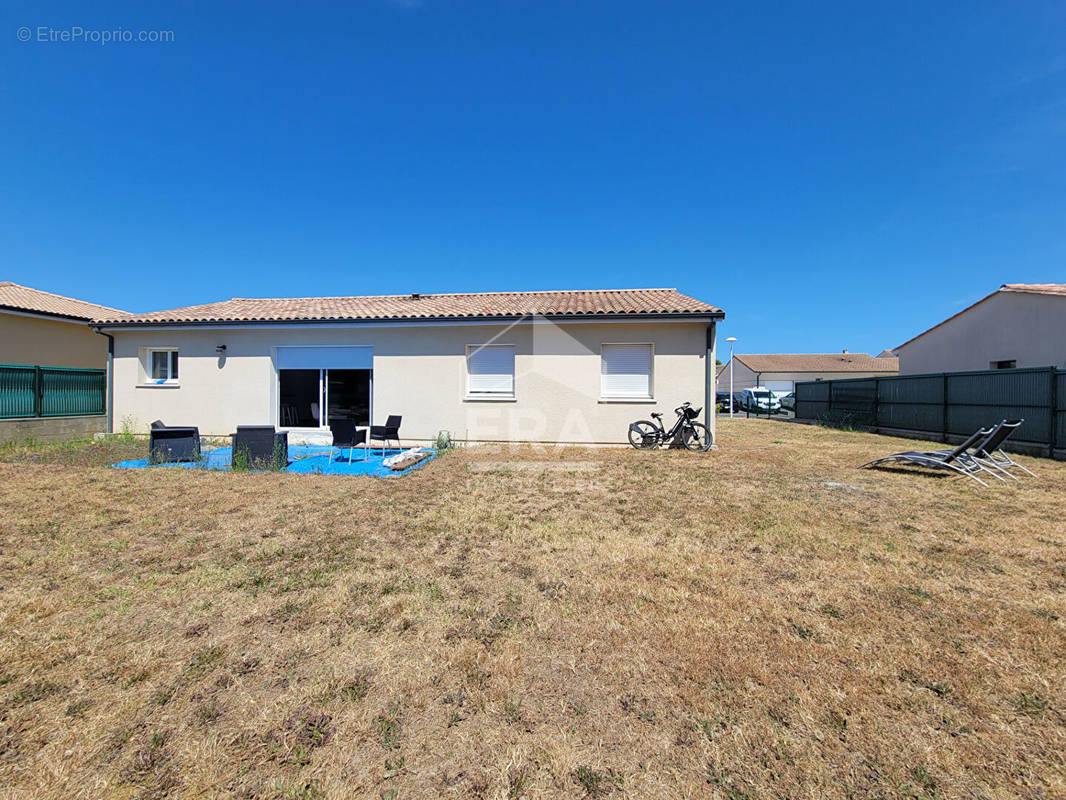 Maison à SAINT-ANDRE-DE-CUBZAC