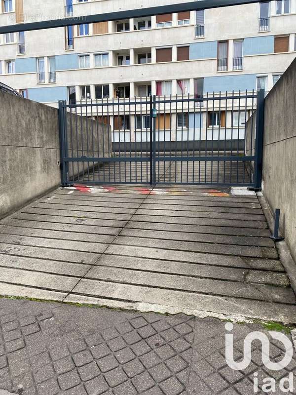 Photo 3 - Parking à BOULOGNE-BILLANCOURT