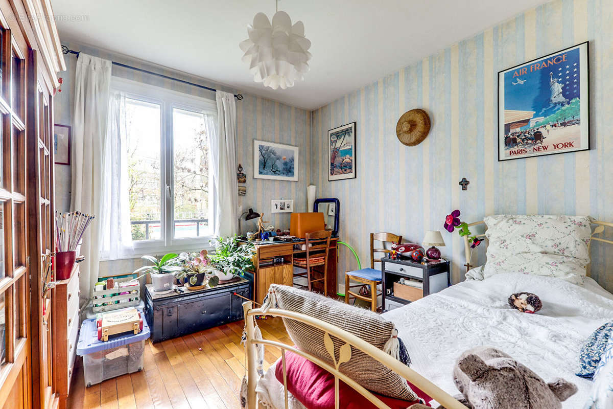 Appartement à PARIS-20E