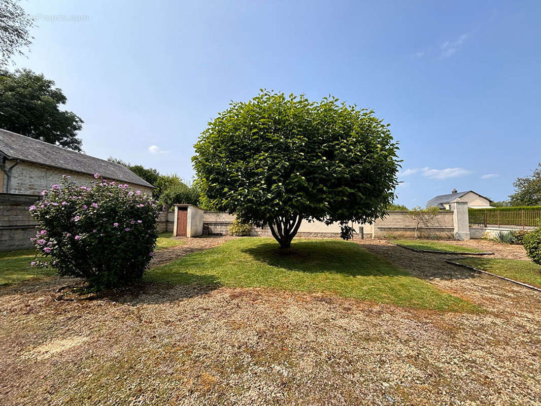 Maison à REMILLY-AILLICOURT