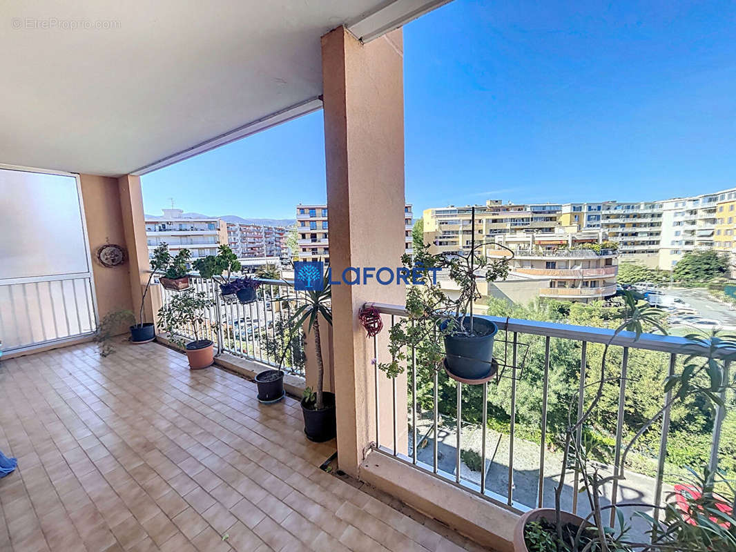 Appartement à CAGNES-SUR-MER