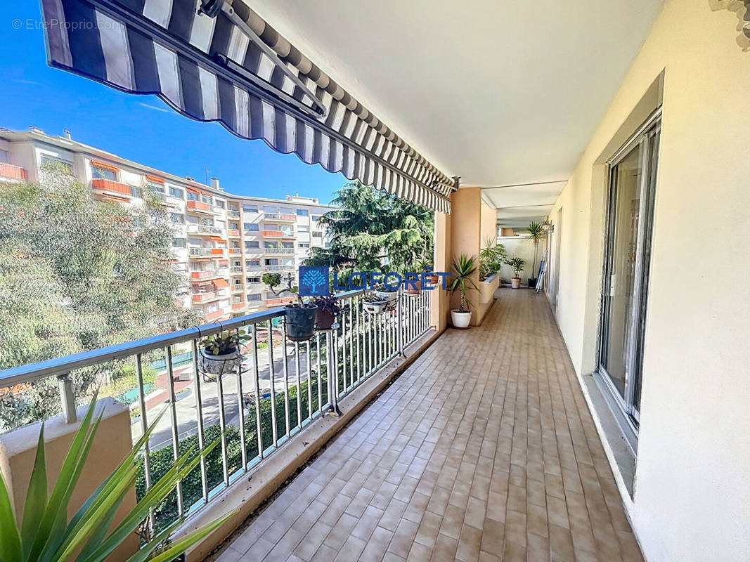 Appartement à CAGNES-SUR-MER