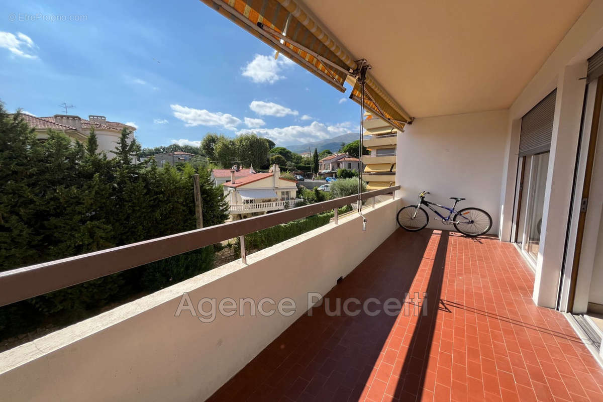 Appartement à VENCE