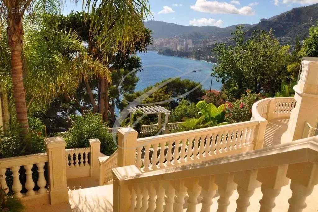 Maison à ROQUEBRUNE-CAP-MARTIN