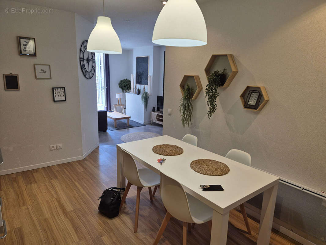 Appartement à BORDEAUX