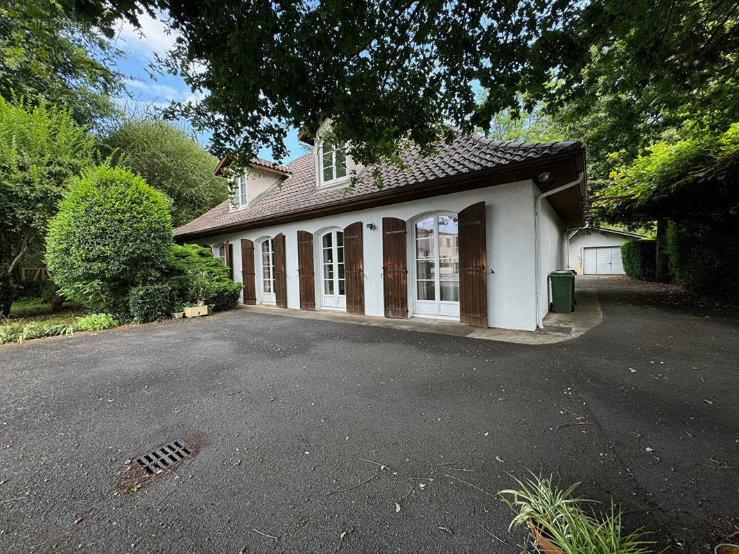 Maison à PESSAC