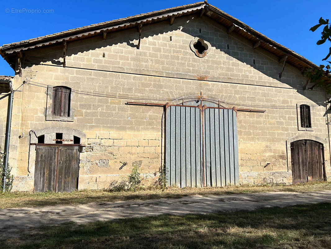 Maison à SAINT-GENES-DE-FRONSAC