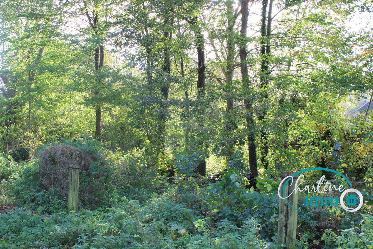 Terrain à FONTAINE-SUR-SOMME