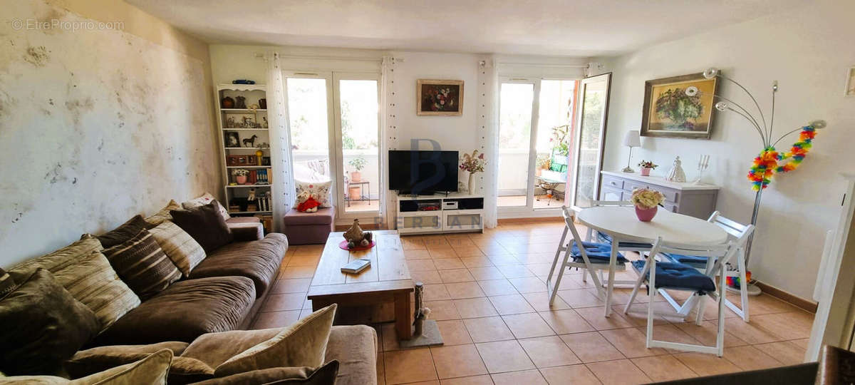 Appartement à FREJUS