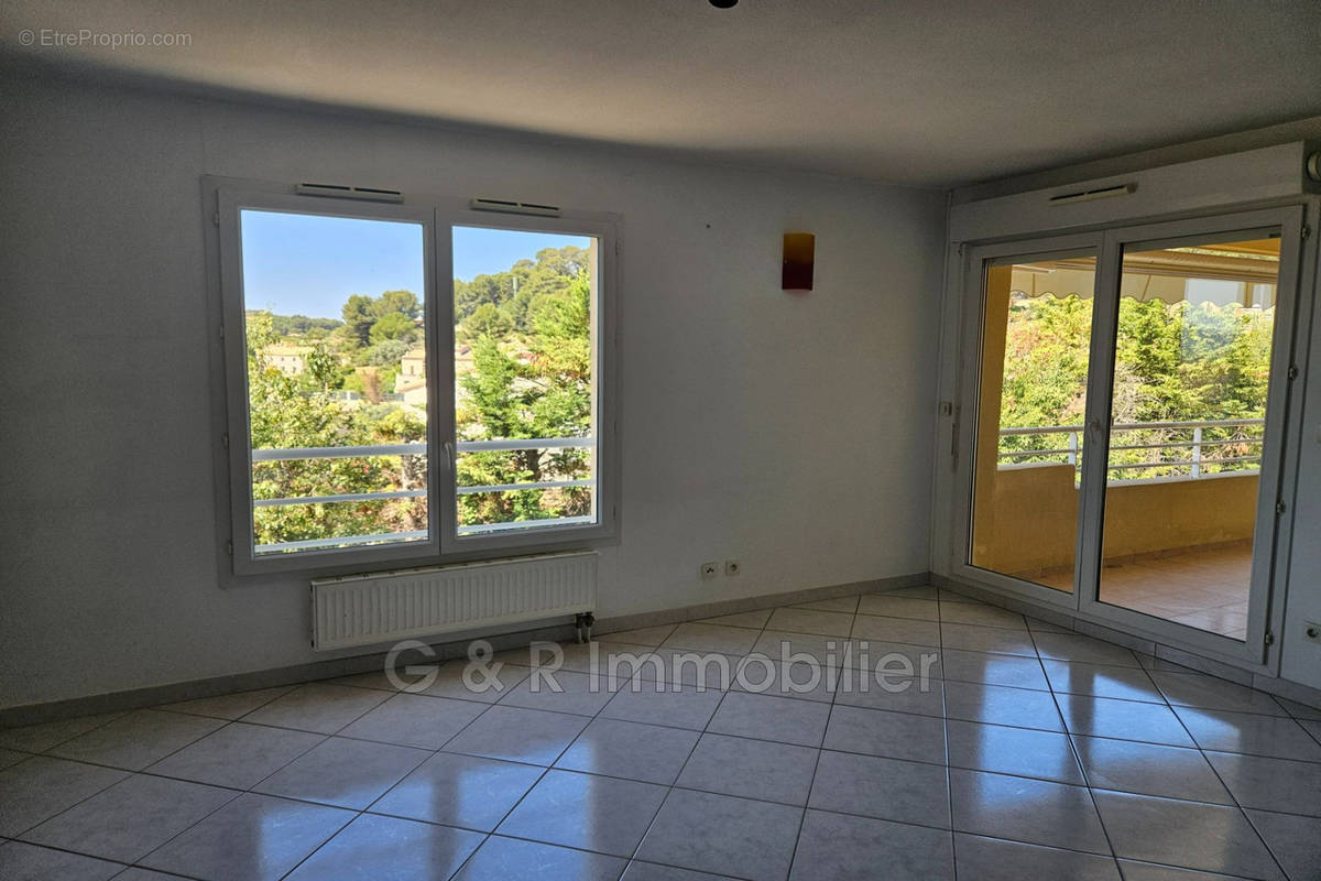 Appartement à MARSEILLE-13E