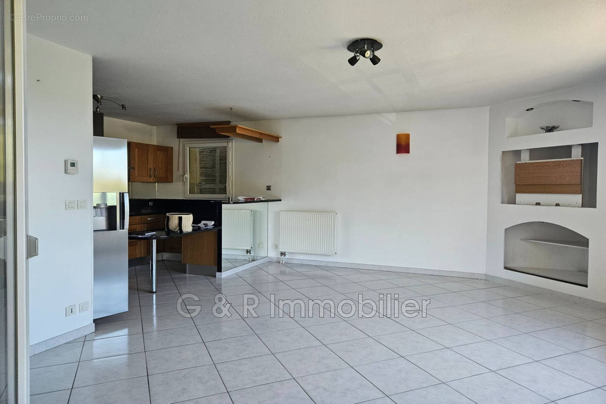 Appartement à MARSEILLE-13E