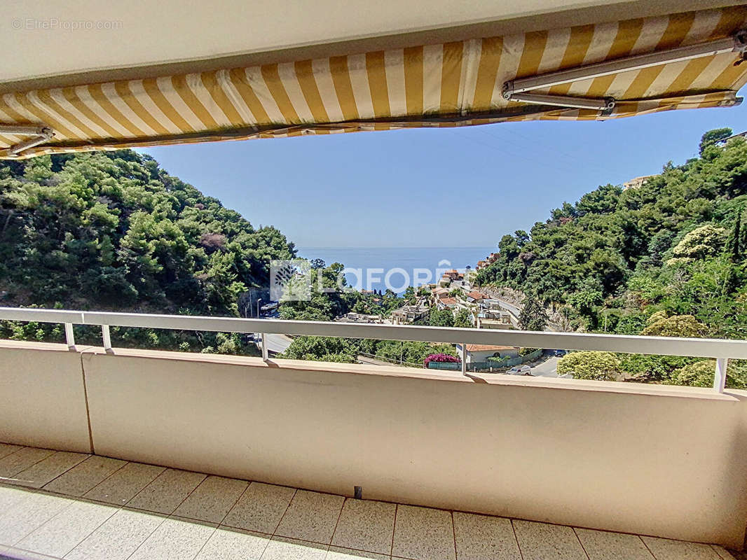 Appartement à ROQUEBRUNE-CAP-MARTIN