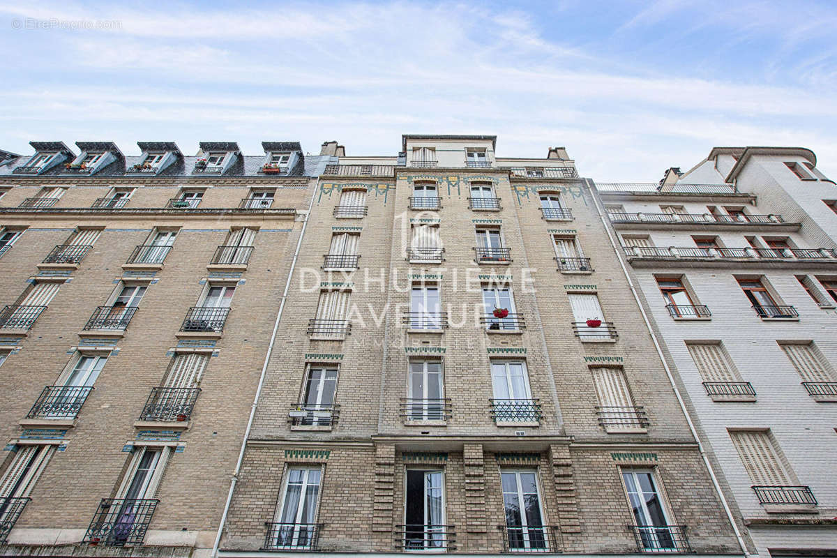 Appartement à PARIS-18E