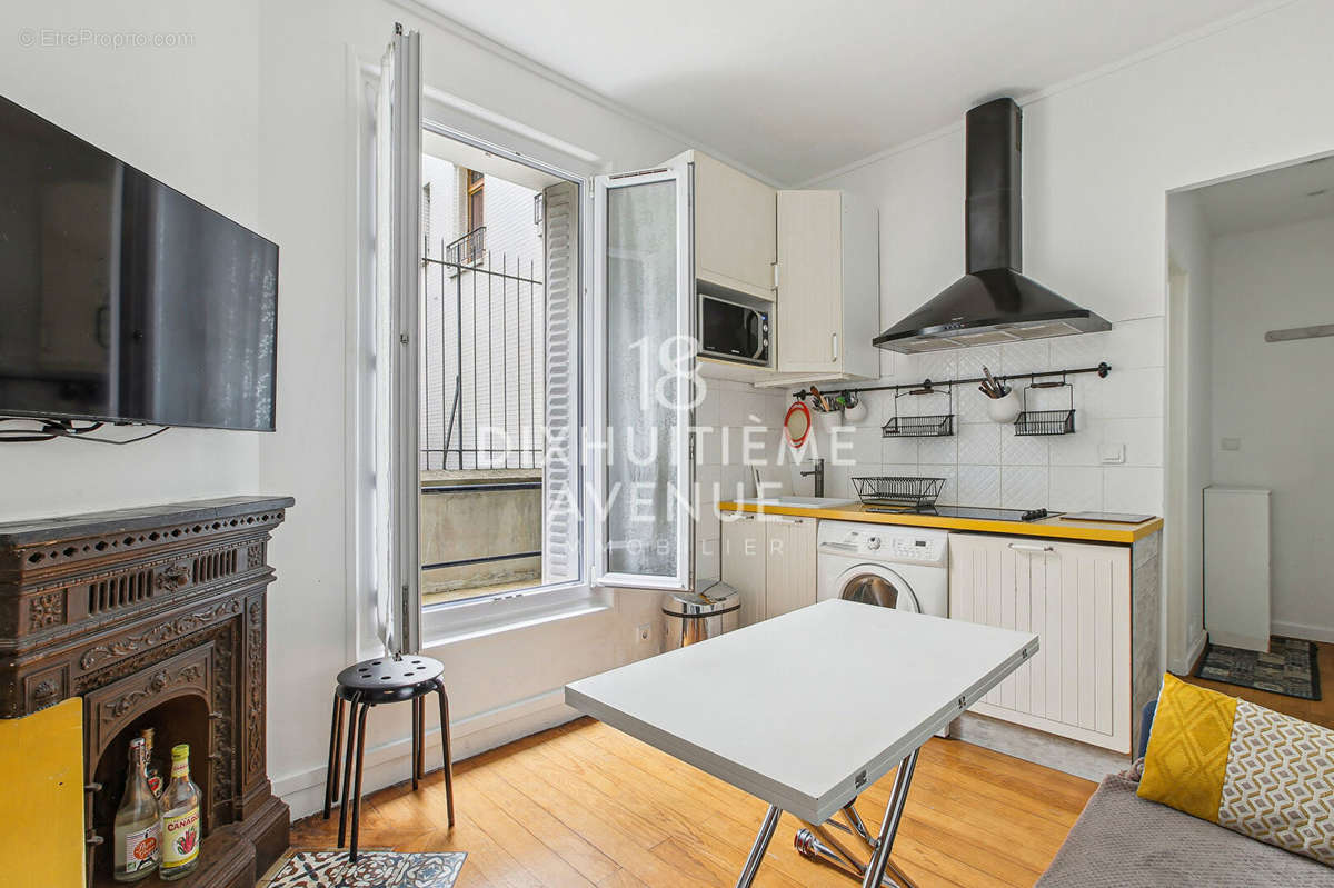 Appartement à PARIS-18E