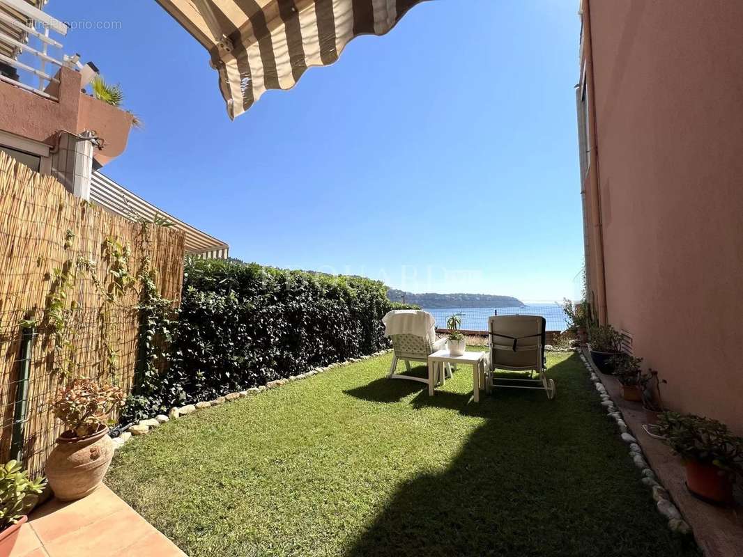 Appartement à ROQUEBRUNE-CAP-MARTIN