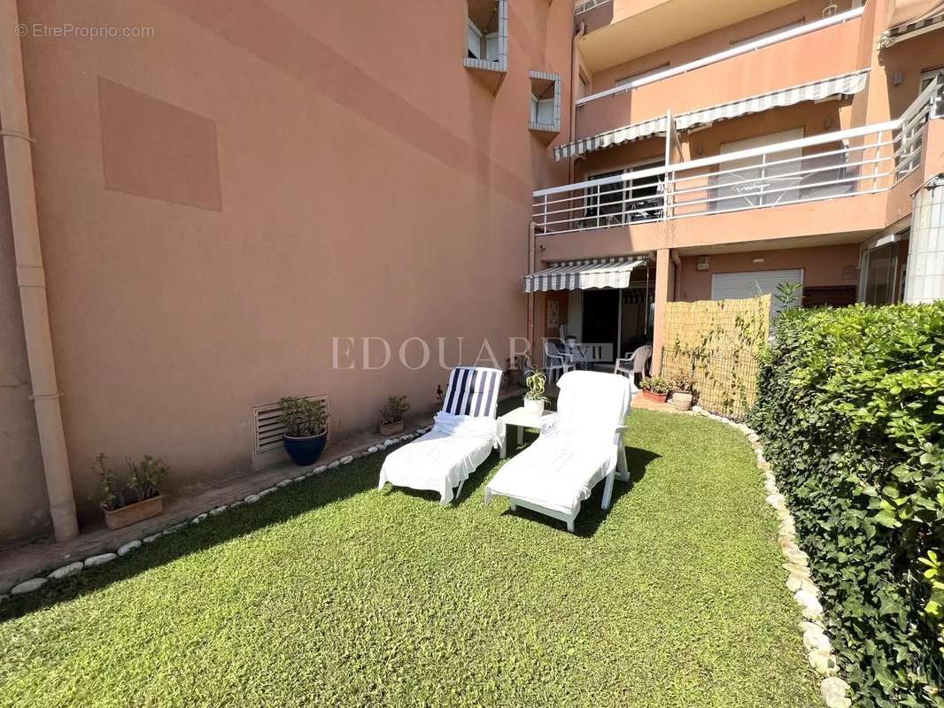 Appartement à ROQUEBRUNE-CAP-MARTIN