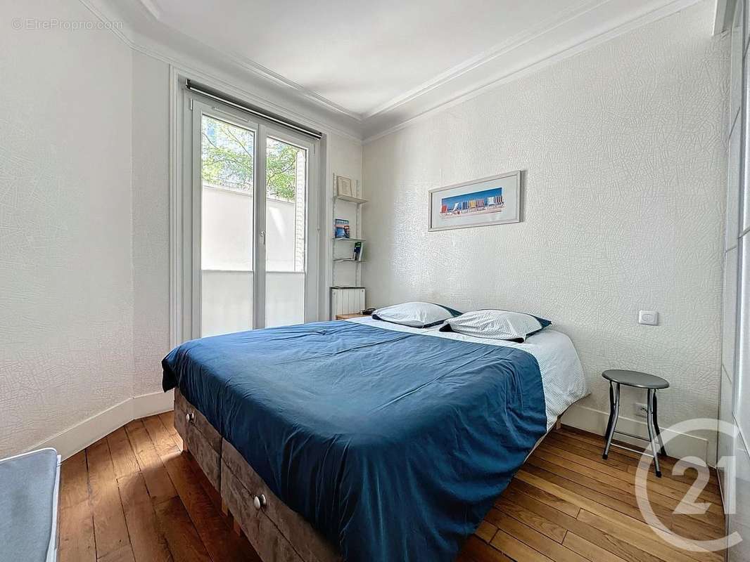 Appartement à PARIS-20E