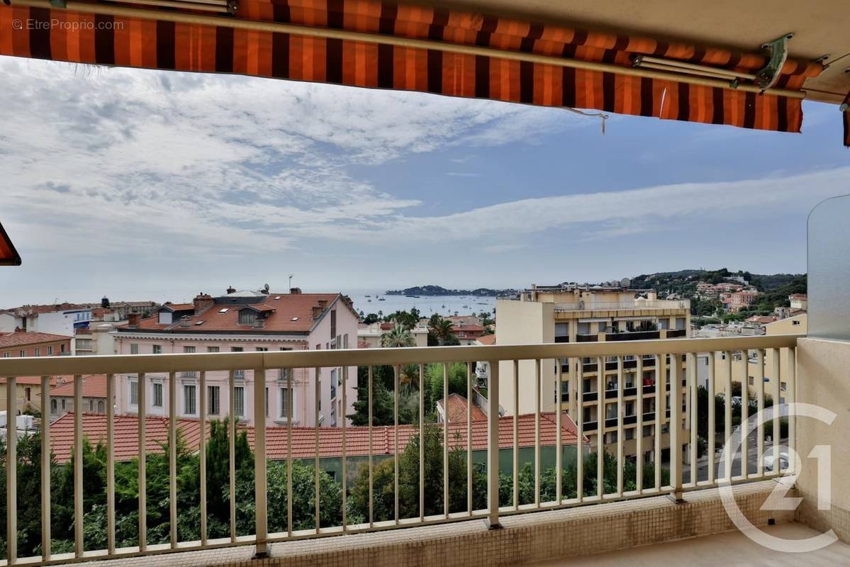 Appartement à BEAULIEU-SUR-MER