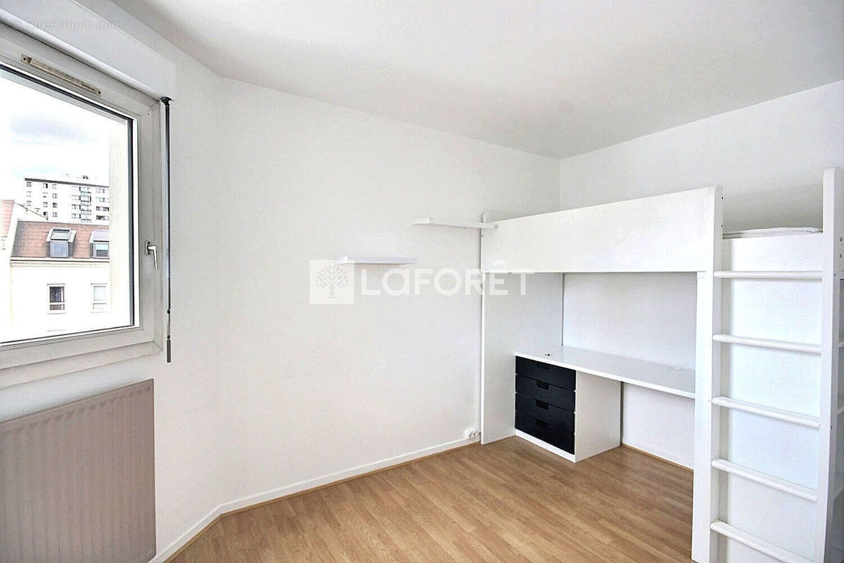 Appartement à SURESNES