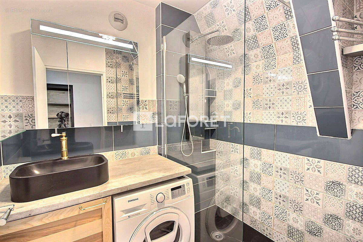 Appartement à SURESNES