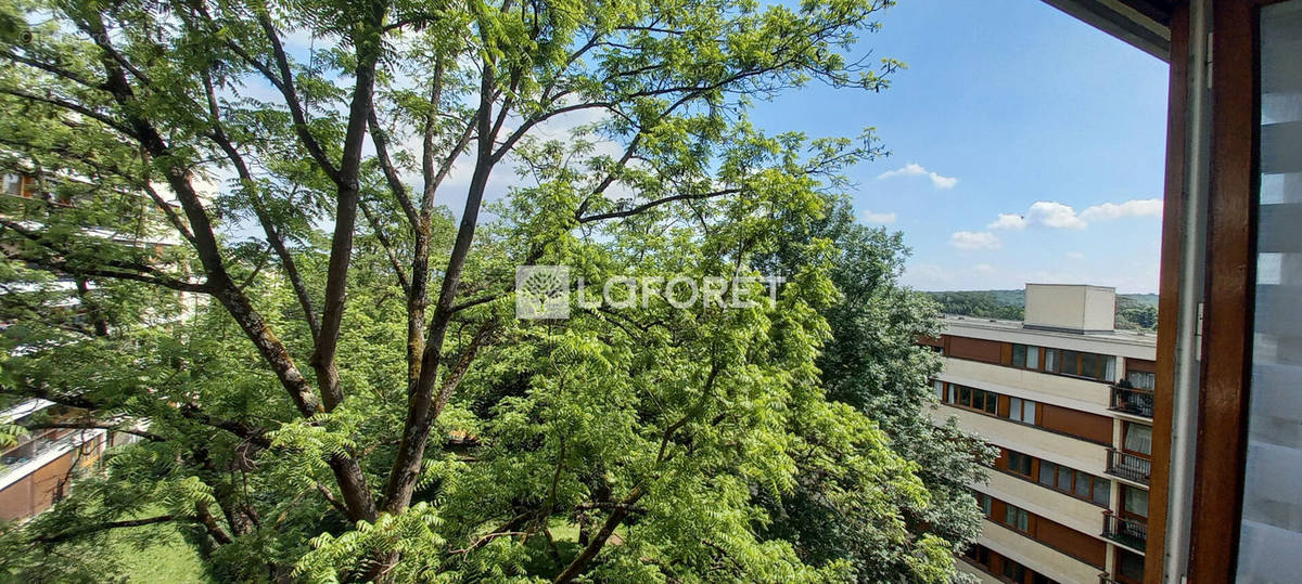 Appartement à LA CELLE-SAINT-CLOUD