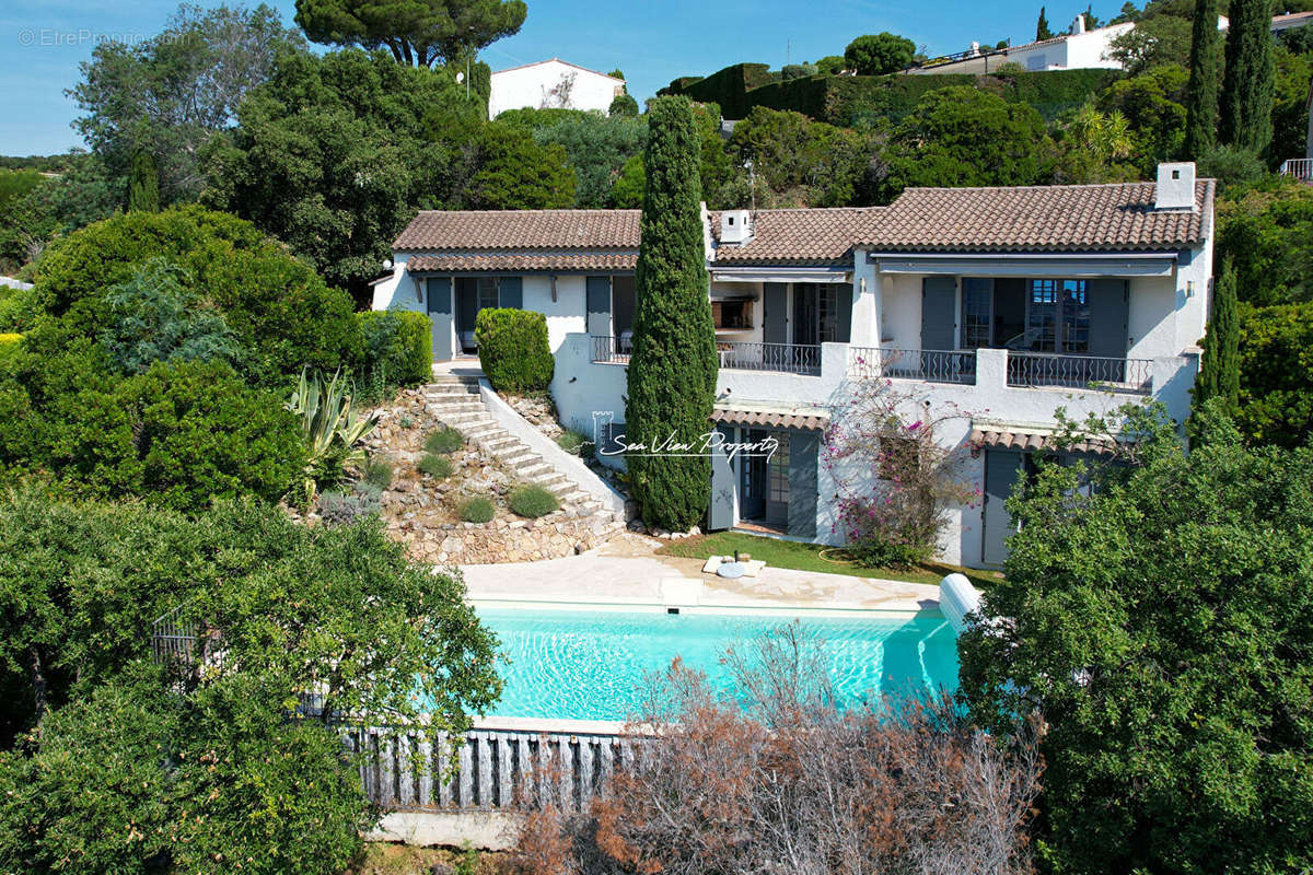 Maison à LES ISSAMBRES