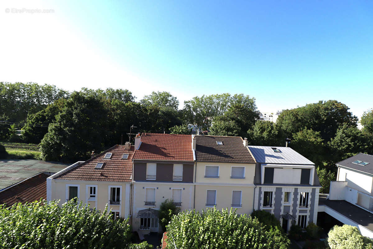 Appartement à ISSY-LES-MOULINEAUX