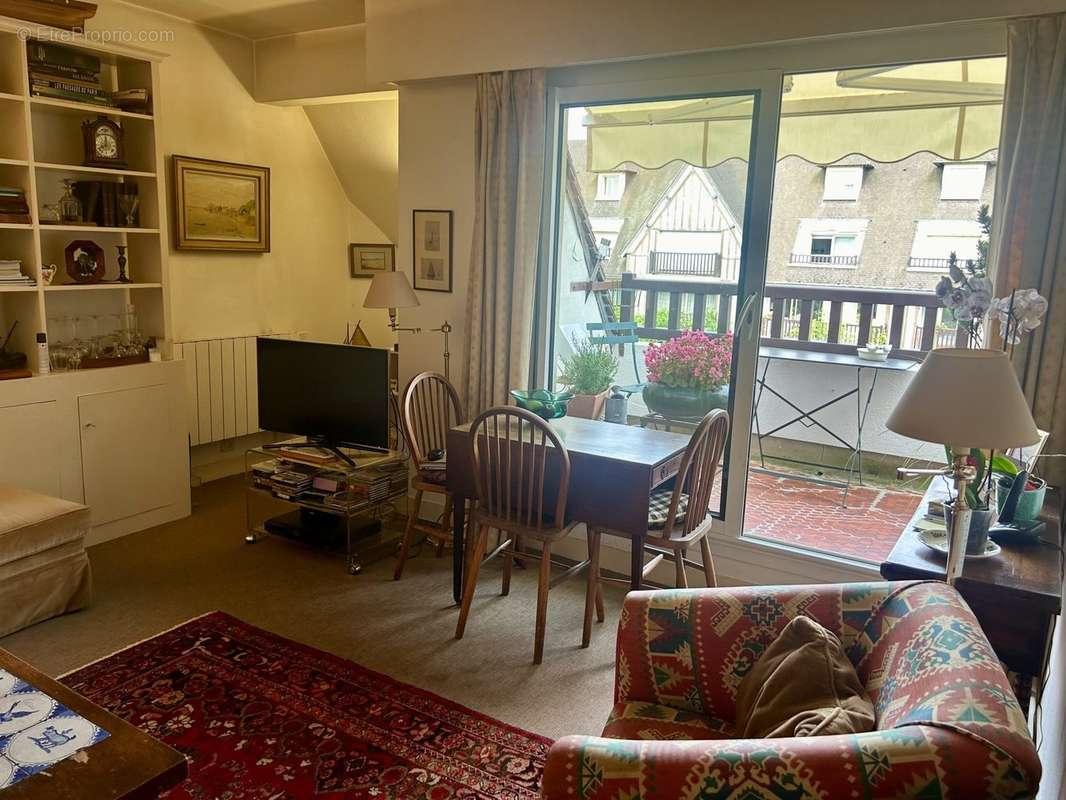 Appartement à BENERVILLE-SUR-MER