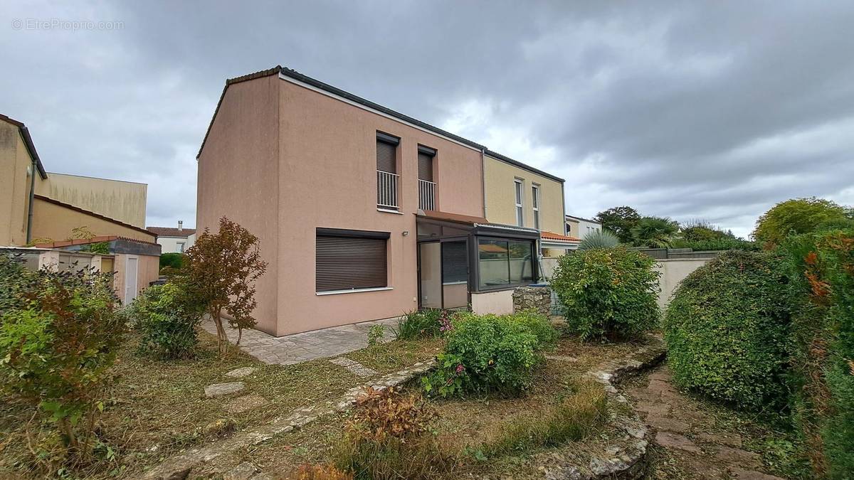 Maison à POITIERS