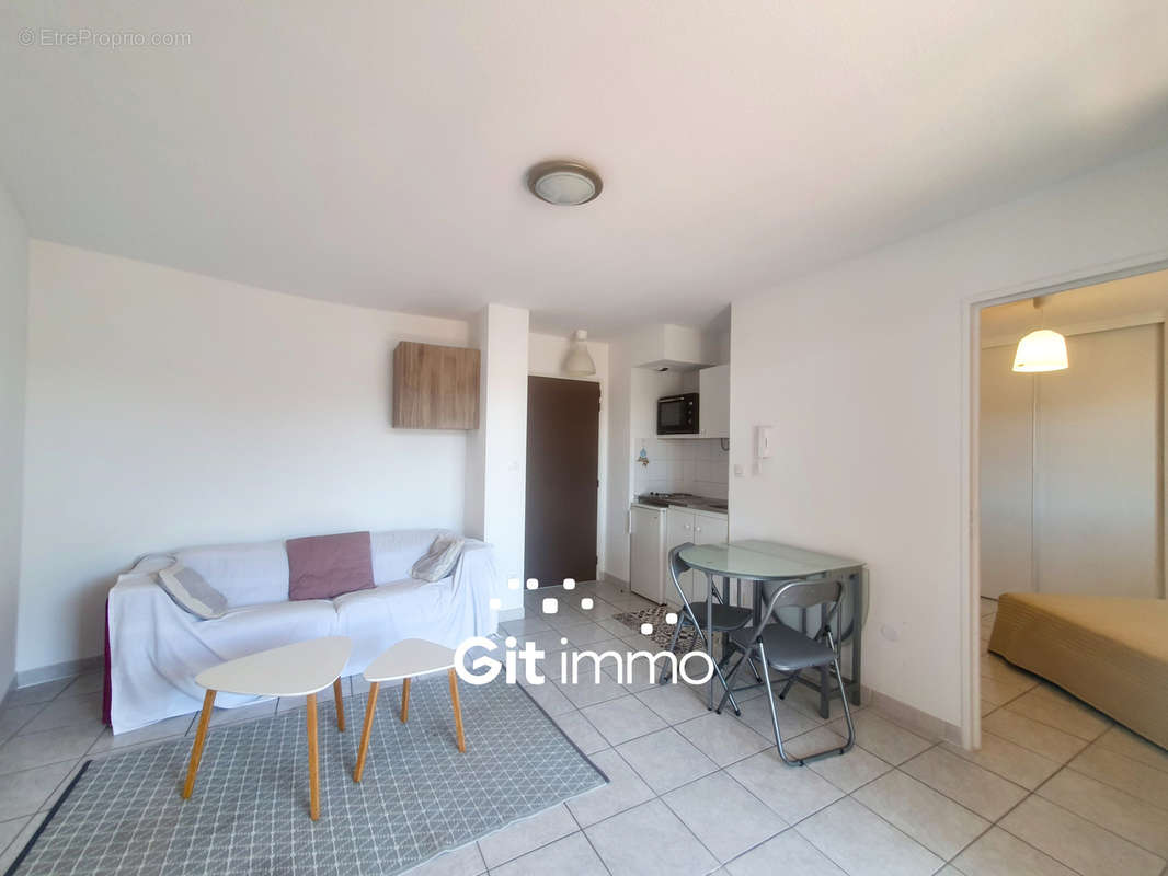 Appartement à MARSEILLE-8E