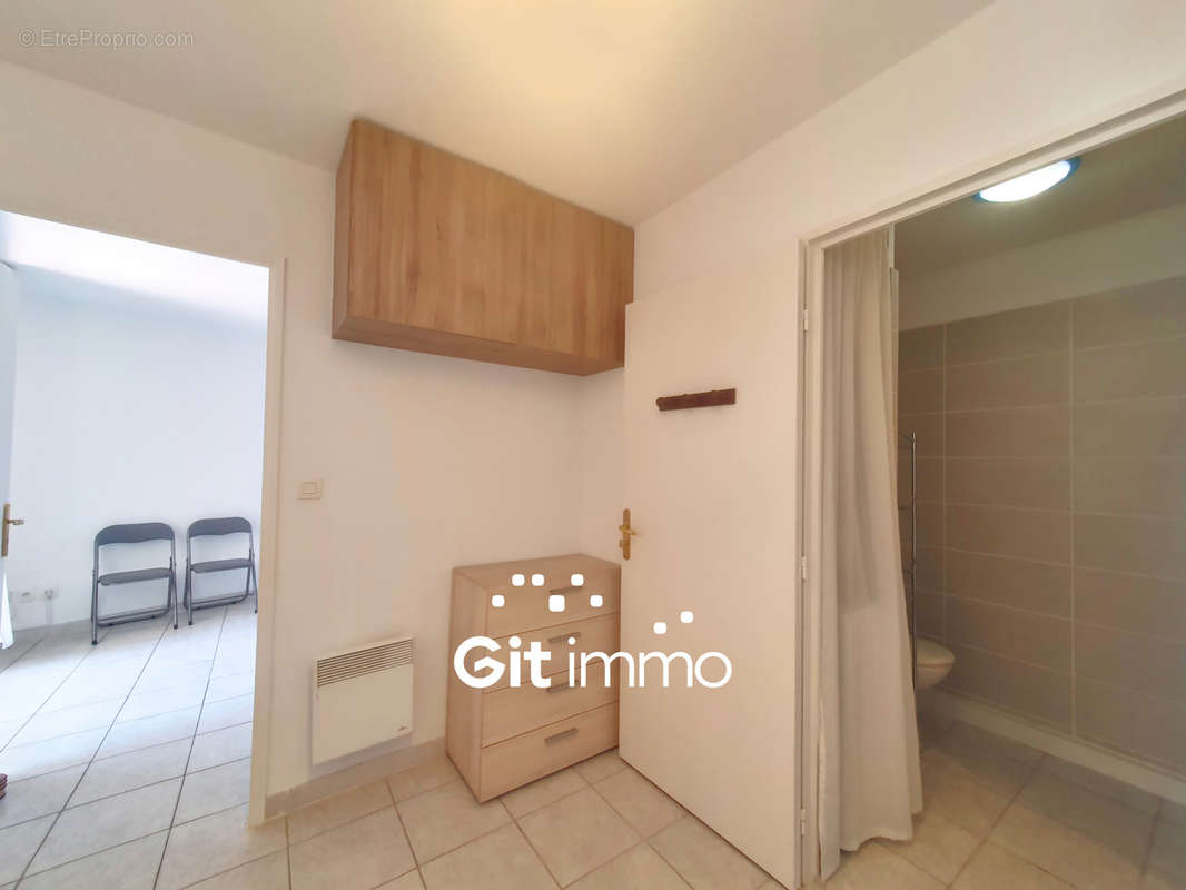 Appartement à MARSEILLE-8E