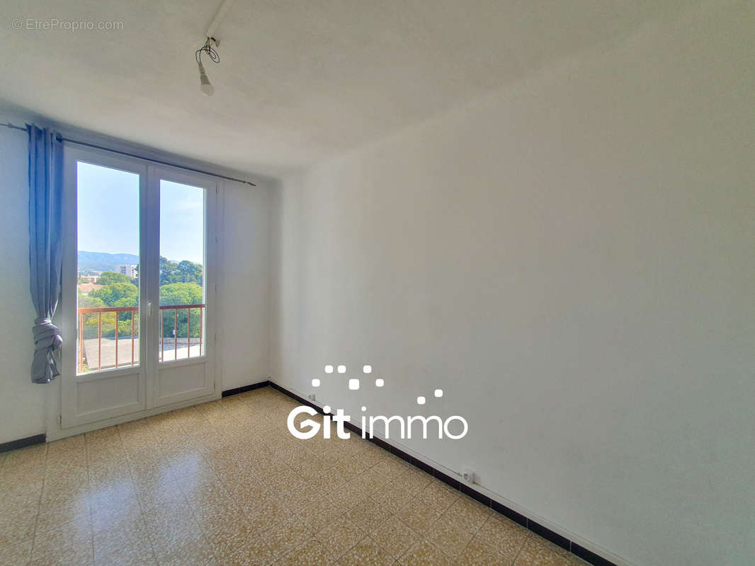 Appartement à MARSEILLE-13E