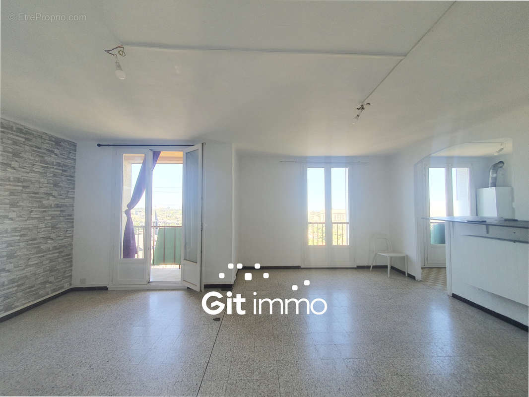 Appartement à MARSEILLE-13E