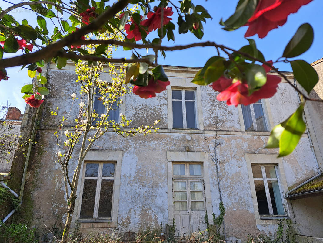 Maison à LE LOROUX-BOTTEREAU