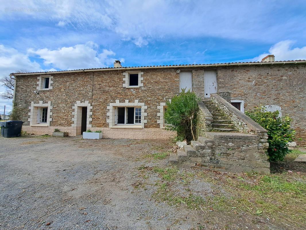 Maison à LANDEMONT