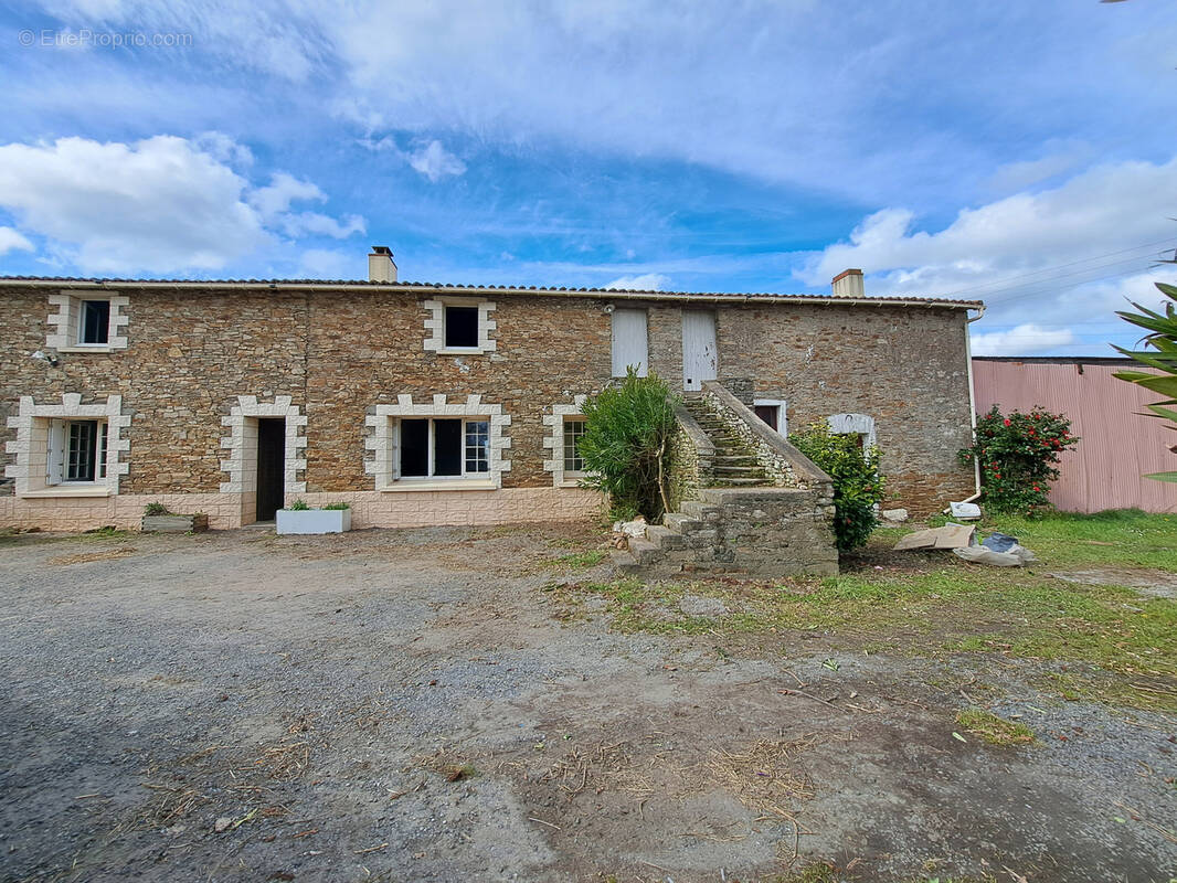 Maison à LANDEMONT