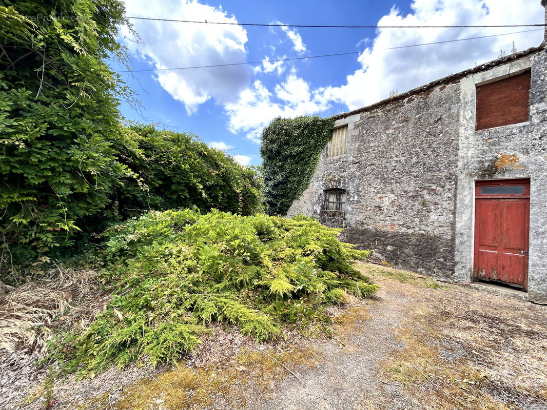 Maison à LE LOROUX-BOTTEREAU