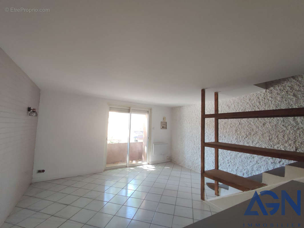 Appartement à VIAS