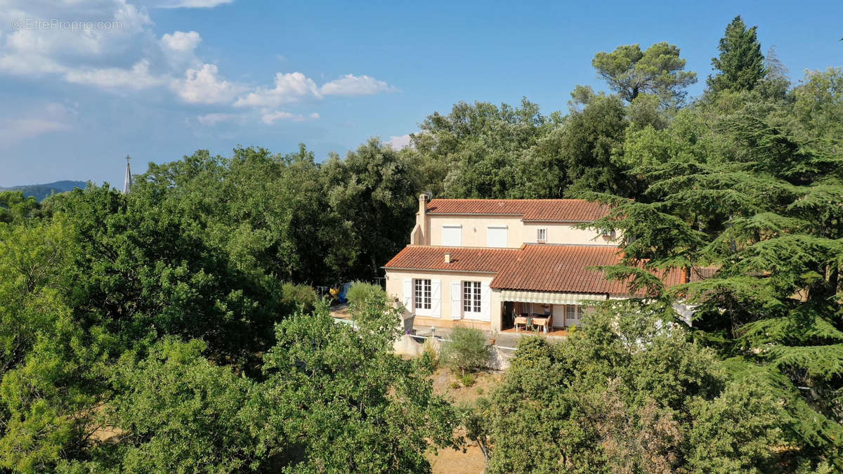 Maison à BRIGNOLES