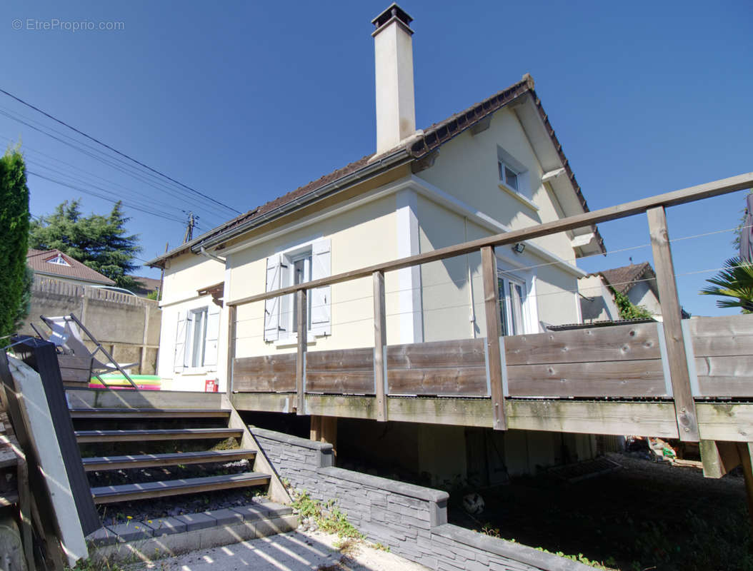 Maison à VILLIERS-SUR-MORIN