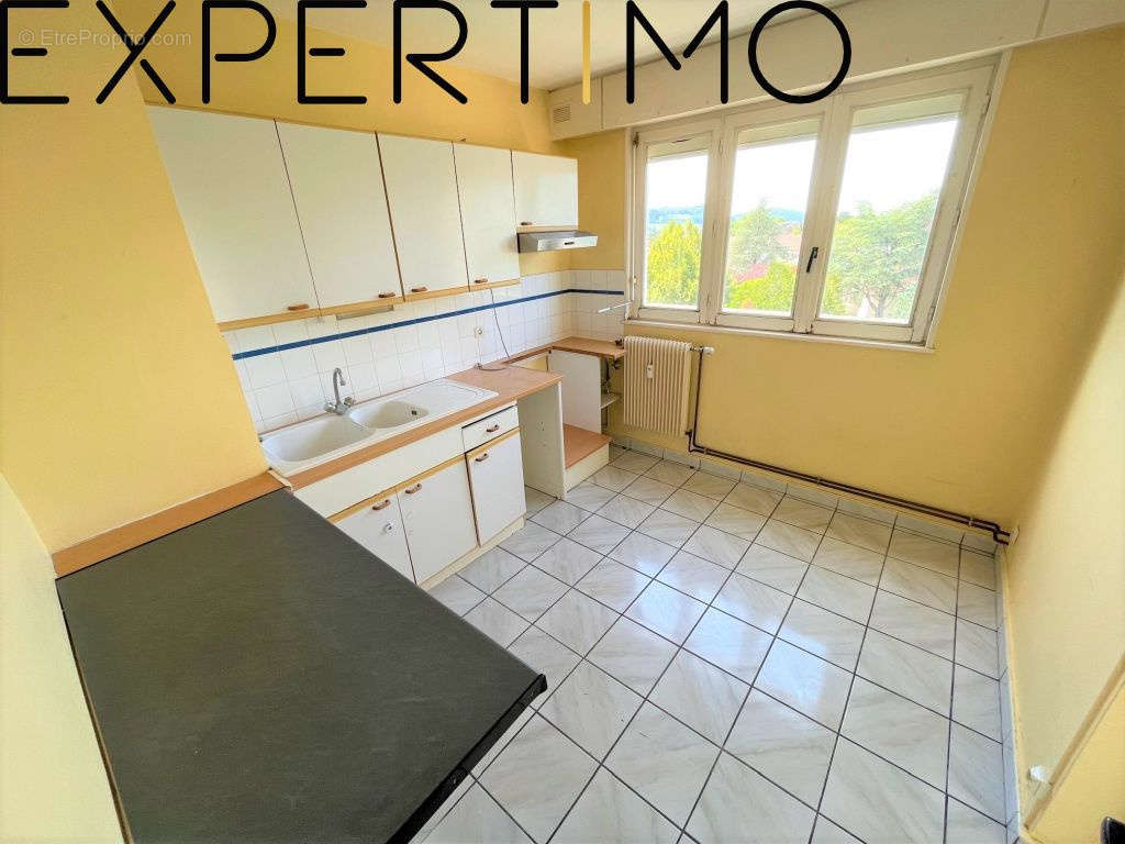 Appartement à LONS-LE-SAUNIER